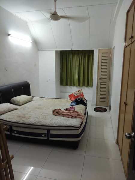 Pangsapuri untuk Dijual di Mutiara View - CK Ooi - Bedroom - PropertyGuru.com.my