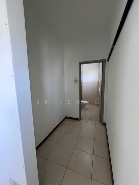 Servis Apartment untuk Dijual di Beverly Tower @ Plaza Medan Putra - JK Leong - Corridor - PropertyGuru.com.my