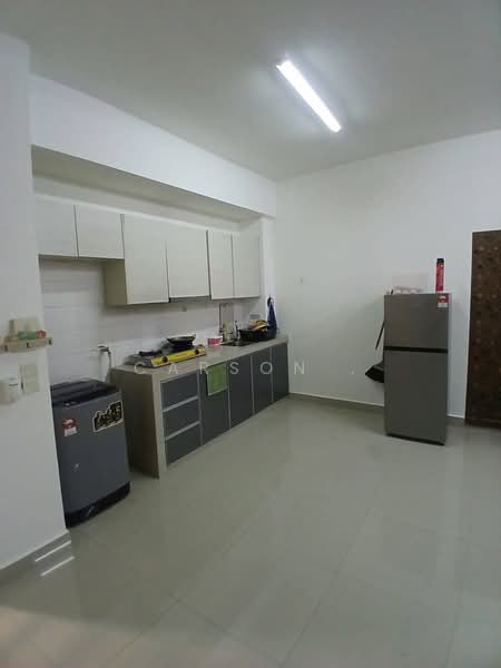 Servis Apartment untuk Dijual di Greenfield Regency - Carson . - Kitchen - PropertyGuru.com.my