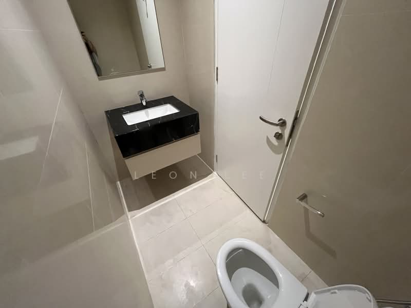 Service Residence for Rent at Pavilion Ceylon Hill - Leon Lee - Bathroom - PropertyGuru.com.my