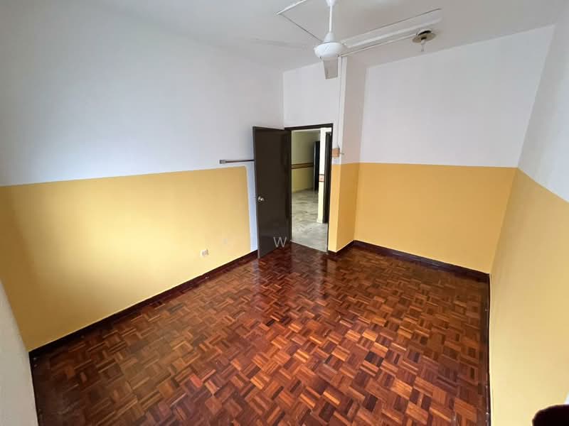 Pangsapuri untuk Dijual di Garden Tower - Kew . - Interior - PropertyGuru.com.my