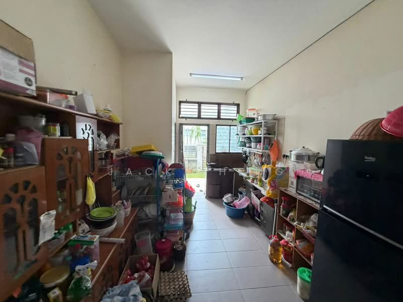 2-storey Terraced House for Sale in Bandar Tasik Puteri (Rawang) - Jack Cheng - Kitchen - PropertyGuru.com.my