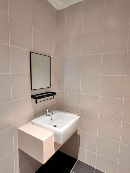 Servis Apartment untuk Disewa di Meridin Suites @ The Meridin - Noctis Tan - Bathroom - PropertyGuru.com.my
