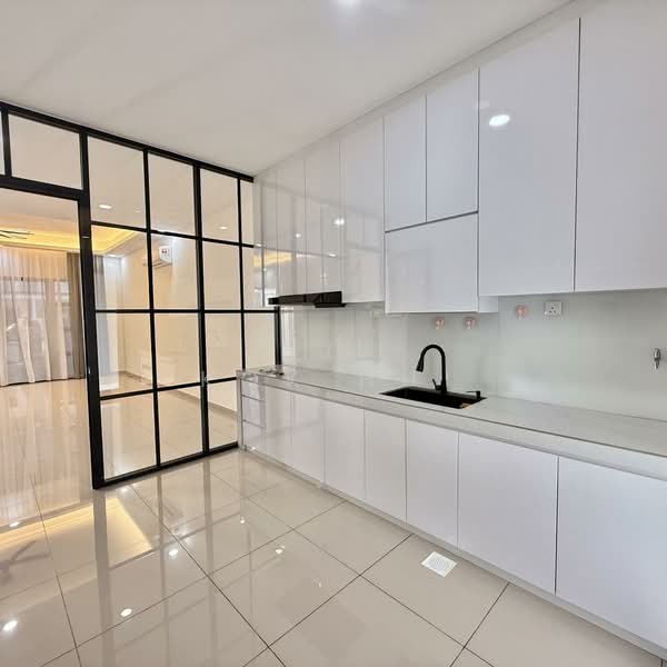 Rumah Teres 2 Tingkat untuk Dijual di Eco Botanic (Iskandar Puteri (Nusajaya)) - Kok Hui - Kitchen - PropertyGuru.com.my