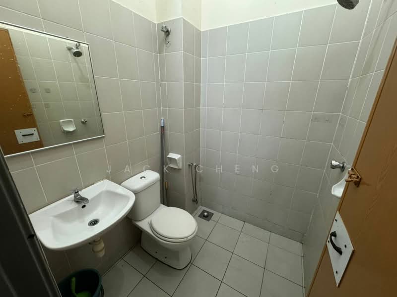 2-storey Terraced House for Sale in Bandar Tasik Puteri (Rawang) - Jack Cheng - Bathroom - PropertyGuru.com.my