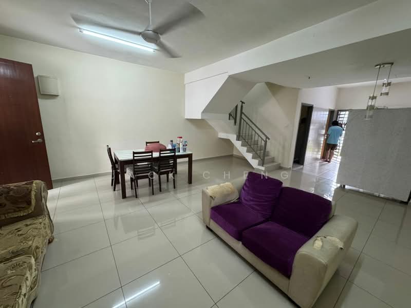 2-storey Terraced House for Sale in Bandar Tasik Puteri (Rawang) - Jack Cheng - Living Room - PropertyGuru.com.my