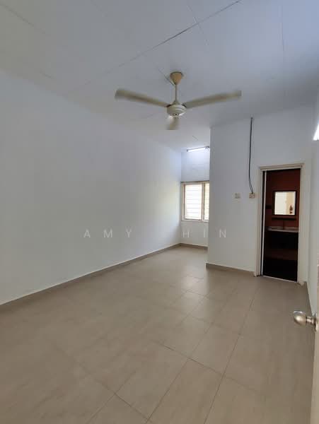 2-storey Terraced House for Sale in Bandar Kinrara Seksyen 1 (Bandar Kinrara) - Amy Chin - Interior - PropertyGuru.com.my