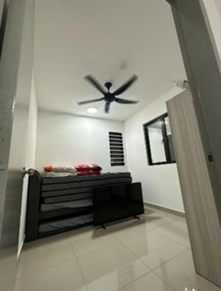 Condominium for Rent at Avia Plus, Bandar Country Homes - Tim Wong - Bedroom - PropertyGuru.com.my