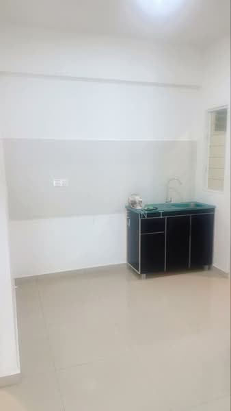 Condominium for Rent at Havana Beach Residences - Vincent Tan - Kitchen - PropertyGuru.com.my