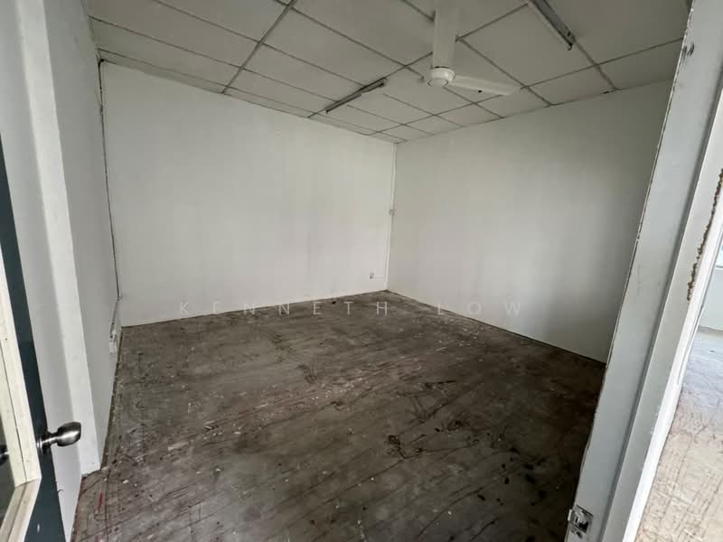 Shop for Sale in BANDAR PUCHONG JAYA (Puchong) - Kenneth Low - Interior - PropertyGuru.com.my