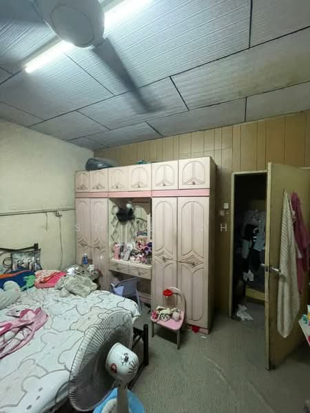 Rumah Teres 2 Tingkat untuk Dijual di Taman Gembira (Tampoi) - Steve Tah - Bedroom - PropertyGuru.com.my