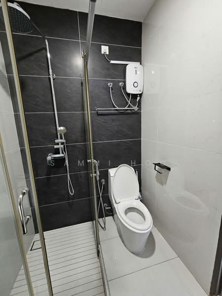 Condominium for Rent at Kings Bay @ Country Garden Danga Bay - Sammi Hoo - PropertyGuru.com.my