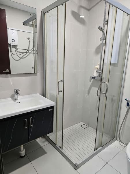 Condominium for Rent at Kings Bay @ Country Garden Danga Bay - Sammi Hoo - PropertyGuru.com.my
