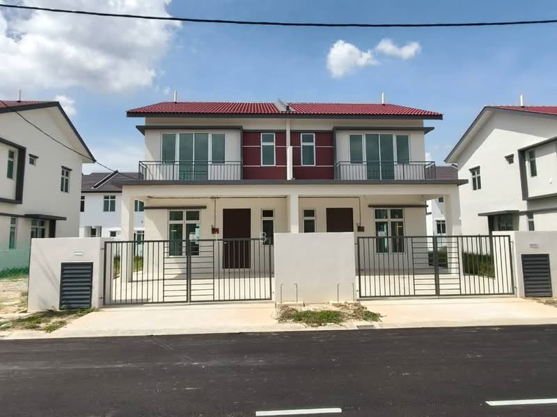 Semi-Detached House for Rent in Scientex Bandar Jasin (Jasin) - BL Bong - PropertyGuru.com.my