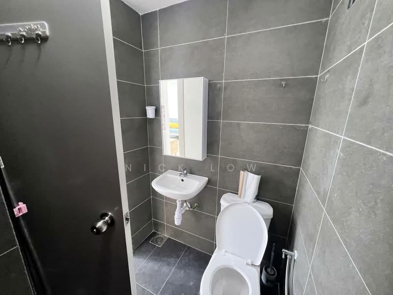 Servis Apartment untuk Disewa di Midas @ Seri Alam - Nick Low - Bathroom - PropertyGuru.com.my
