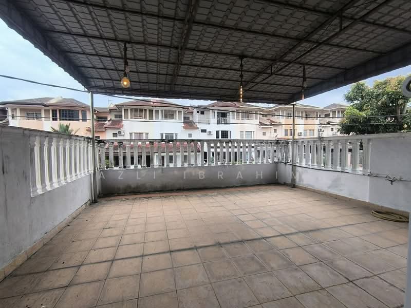 Rumah Teres 2 Tingkat untuk Dijual di Kota Perdana (Seri Kembangan) - Azli Ibrahim - Exterior - PropertyGuru.com.my