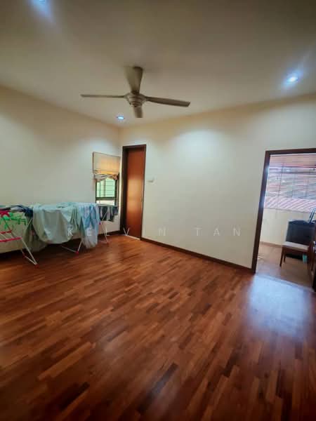 3-storey Terraced House for Rent in Taman Desa Green (Jelutong) - Kelvin Tan - Interior - PropertyGuru.com.my