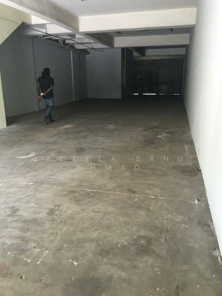 Shop / Office for Sale in Shah Alam (Selangor) - Jaleela Banu Ahmad - Interior - PropertyGuru.com.my