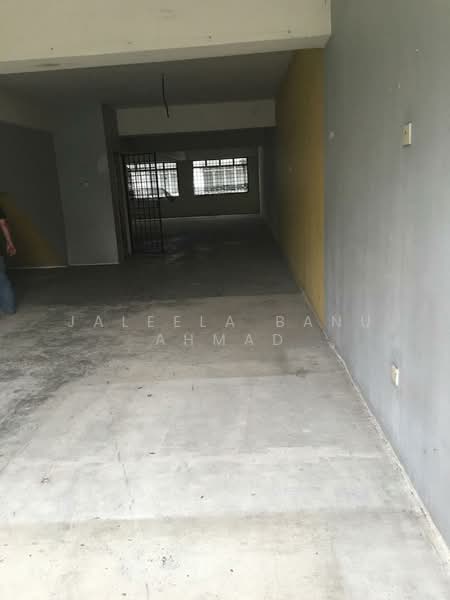 Shop / Office for Sale in Shah Alam (Selangor) - Jaleela Banu Ahmad - Interior - PropertyGuru.com.my