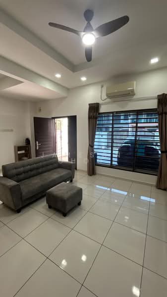 2-storey Terraced House for Sale in Taman Nusa Sentral (Iskandar Puteri (Nusajaya)) - Jameson Choo - Living Room - PropertyGuru.com.my