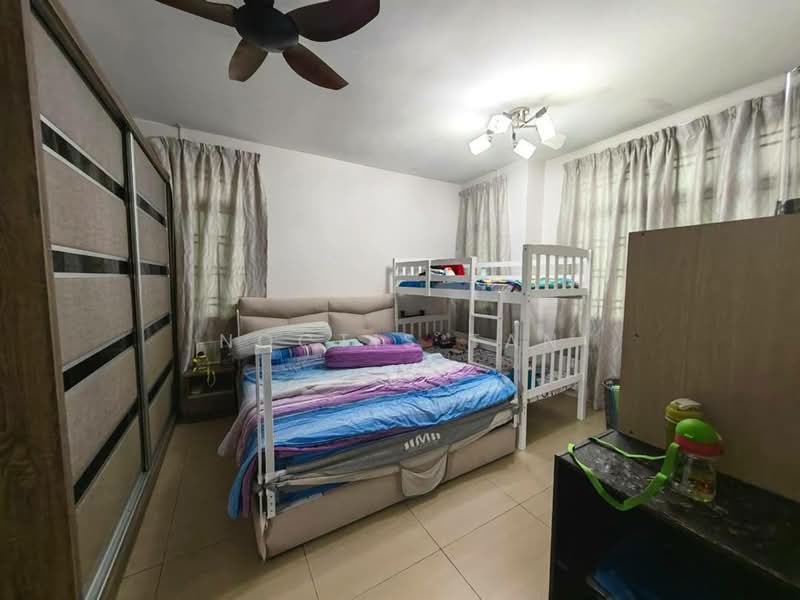 Rumah Teres 2 Tingkat untuk Dijual di Taman Bestari Indah (Ulu Tiram) - Noctis Tan - Bedroom - PropertyGuru.com.my