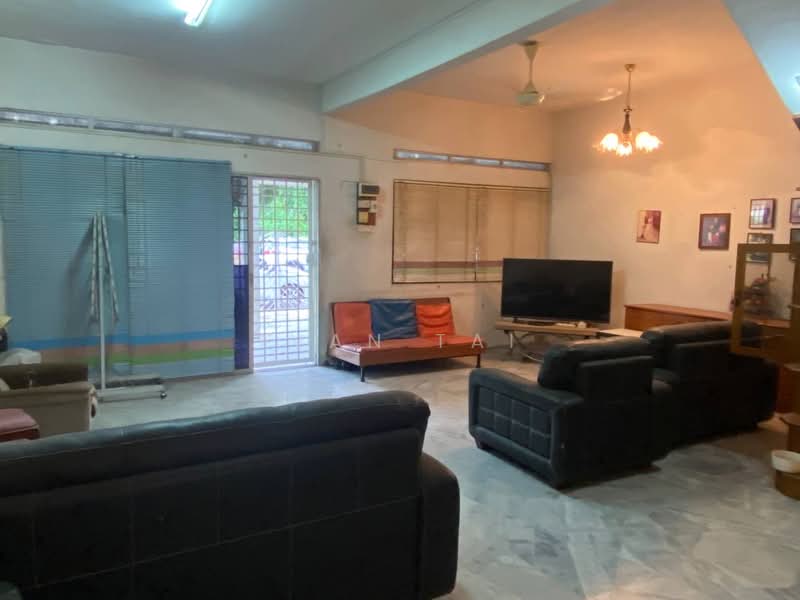2-storey Terraced House for Sale in Taman Ipoh Jaya (Ipoh) - Ivan Tai - PropertyGuru.com.my