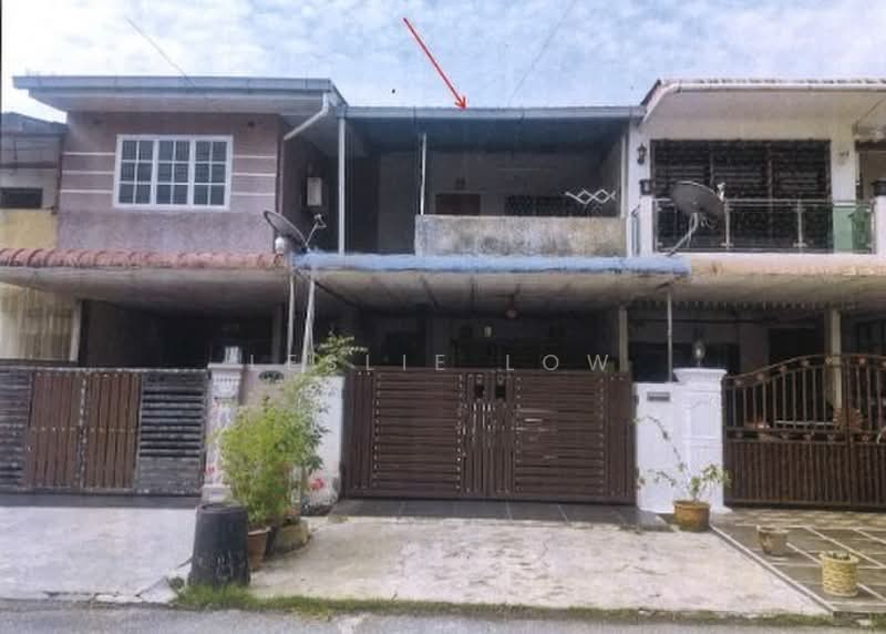 2-storey Terraced House for Sale in Taman Rakyat (Kamunting) - Leslie Low - Exterior - PropertyGuru.com.my