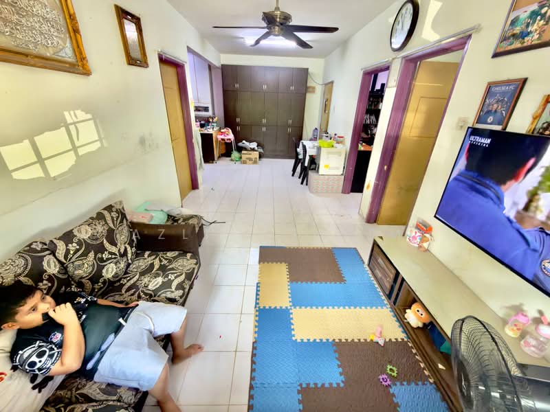 Pangsapuri untuk Dijual di Seri Jati - Azli Ibrahim - Living Room - PropertyGuru.com.my
