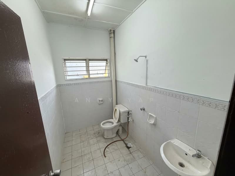 Bungalow for Sale in Rawang (Selangor) - Andy Yap - Bathroom - PropertyGuru.com.my