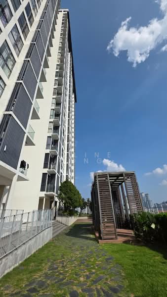 Kondominium untuk Dijual di Waltz Residences - Celine Kong - Exterior - PropertyGuru.com.my