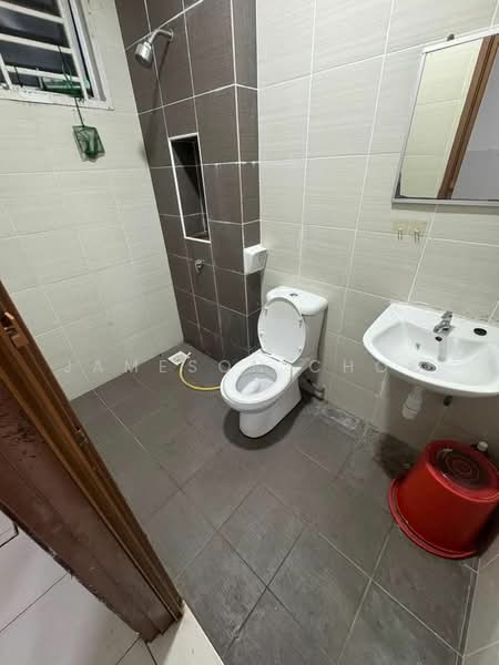 Rumah Teres 2 Tingkat untuk Dijual di Bandar Sri Alam (Johor Bahru) - Jameson Choo - Bathroom - PropertyGuru.com.my