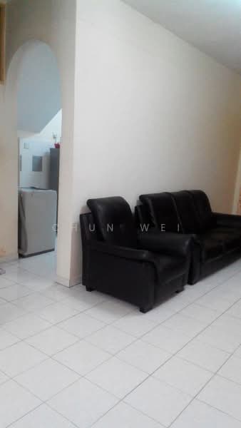 Townhouse for Sale in Batu Caves (Selangor) - Chun Wei - Living Room - PropertyGuru.com.my