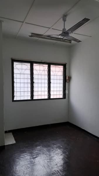2-storey Terraced House for Sale in Bandar Kinrara Seksyen 1 (Bandar Kinrara) - Gordon Goh - Interior - PropertyGuru.com.my