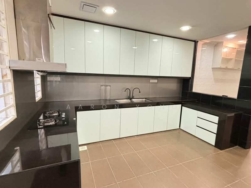 Rumah Teres 3 Tingkat untuk Dijual di Taman Bukit Permata (Selayang) - Aaron Yong - Kitchen - PropertyGuru.com.my