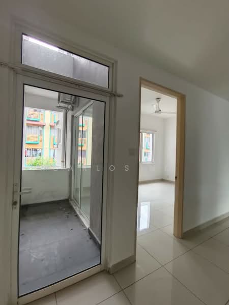 3-storey Terraced House for Rent in Taman Subang Mas (Subang Jaya) - Carlos Ng - Balcony - PropertyGuru.com.my