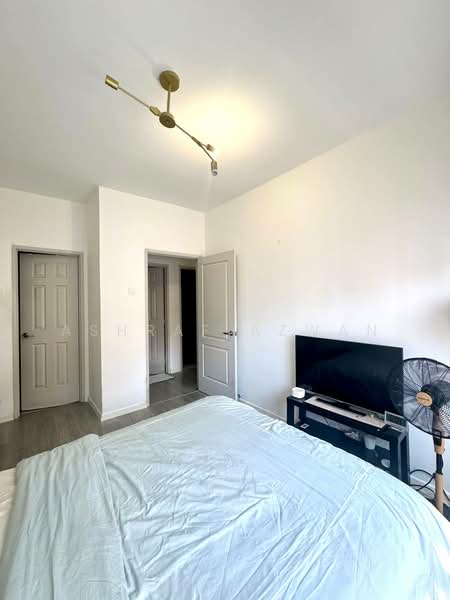 Condominium for Sale at Bayu Tasik 1 - Ashraf Azwan - Bedroom - PropertyGuru.com.my