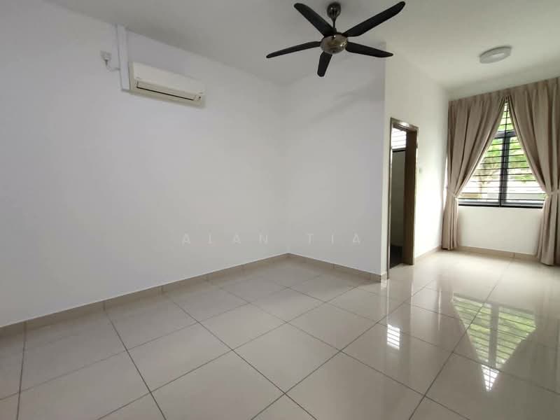 2-storey Terraced House for Rent in Taman Redang (Johor Bahru) - Alan Tia - Living Room - PropertyGuru.com.my