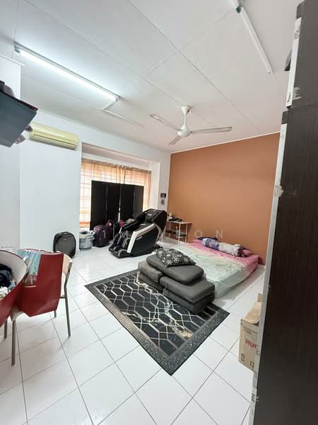 2-storey Terraced House for Rent in Bandar Botanic (Klang) - Lim Jeon - Bedroom - PropertyGuru.com.my