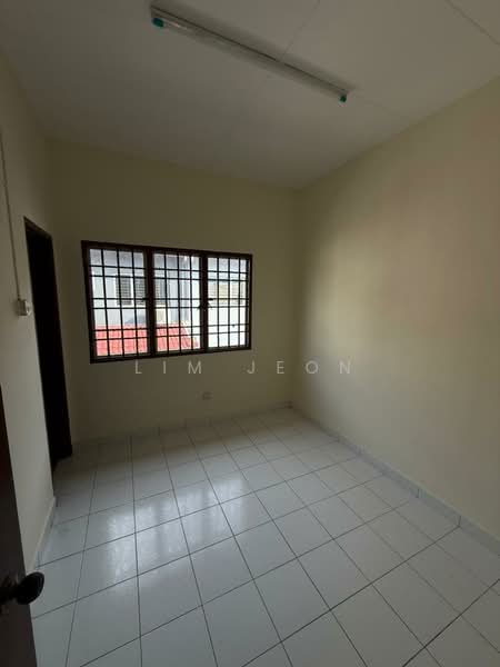 2-storey Terraced House for Rent in Bandar Botanic (Klang) - Lim Jeon - Interior - PropertyGuru.com.my