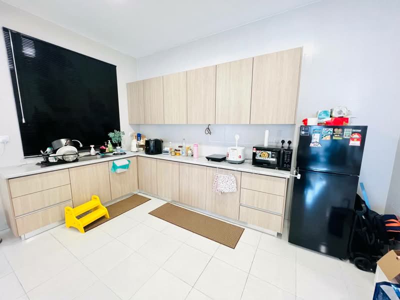 Condominium for Sale at Residensi Adelia 2 - Ashraf Azwan - Kitchen - PropertyGuru.com.my