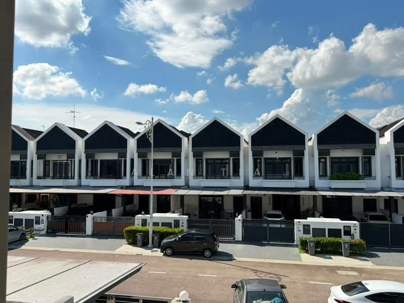 Rumah Teres untuk Dijual di Johor Bahru (Johor) - Alan Tia - PropertyGuru.com.my