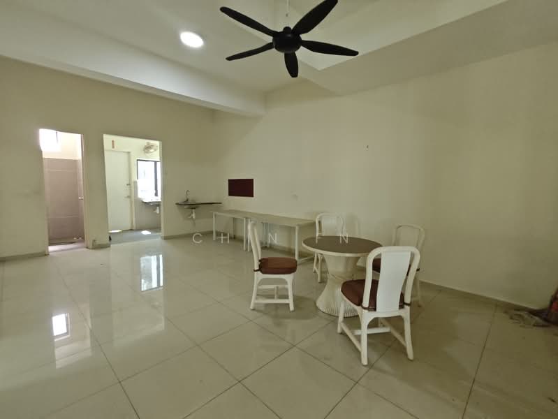 Rumah Berkembar untuk Dijual di Taman Ozana Impian (Bukit Katil) - CHIN FN - Interior - PropertyGuru.com.my