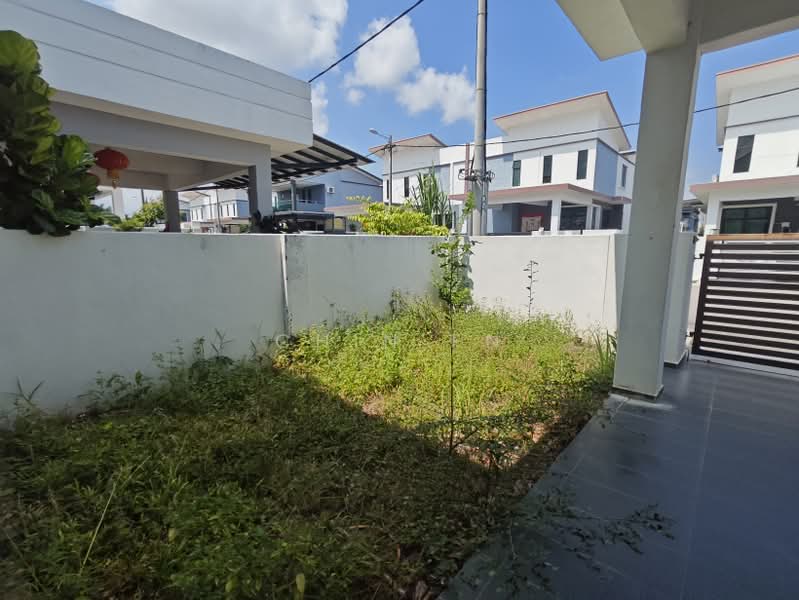 Rumah Berkembar untuk Dijual di Taman Ozana Impian (Bukit Katil) - CHIN FN - Exterior - PropertyGuru.com.my