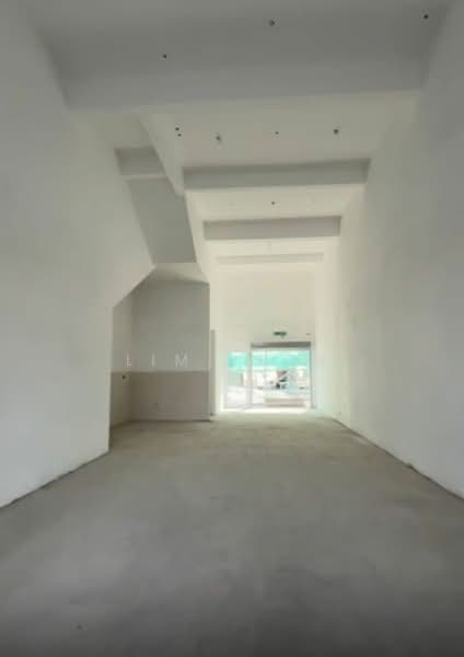 Kedai untuk Disewa di Setia Alam (Selangor) - Lim Jeon - Entrance - PropertyGuru.com.my