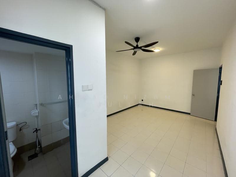 Condominium for Rent at Puri Aiyu - Ahmad Nizam Abdullah - Bathroom - PropertyGuru.com.my
