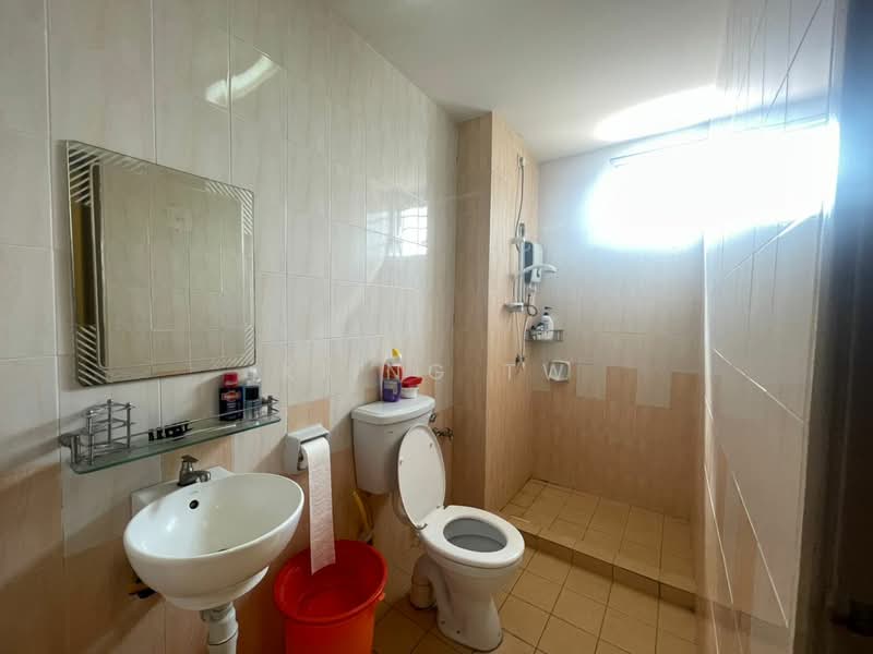 Terraced House for Sale in Taman Wangsa Permai (Kepong) - Kiing TW - Bathroom - PropertyGuru.com.my