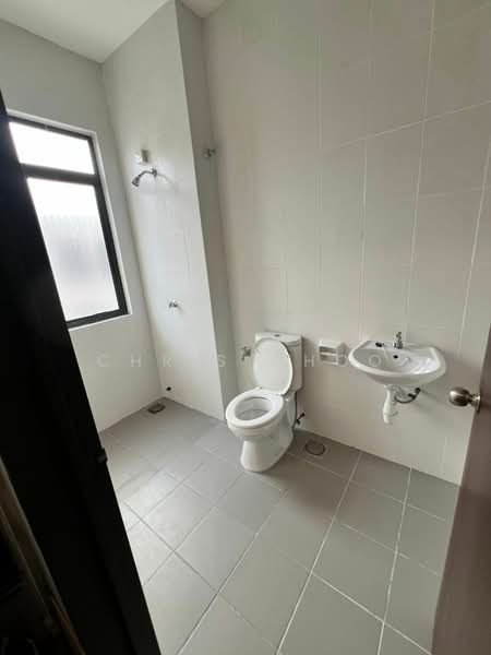 Terraced House for Sale in Kajang East (Semenyih) - Chris Choo - Bathroom - PropertyGuru.com.my