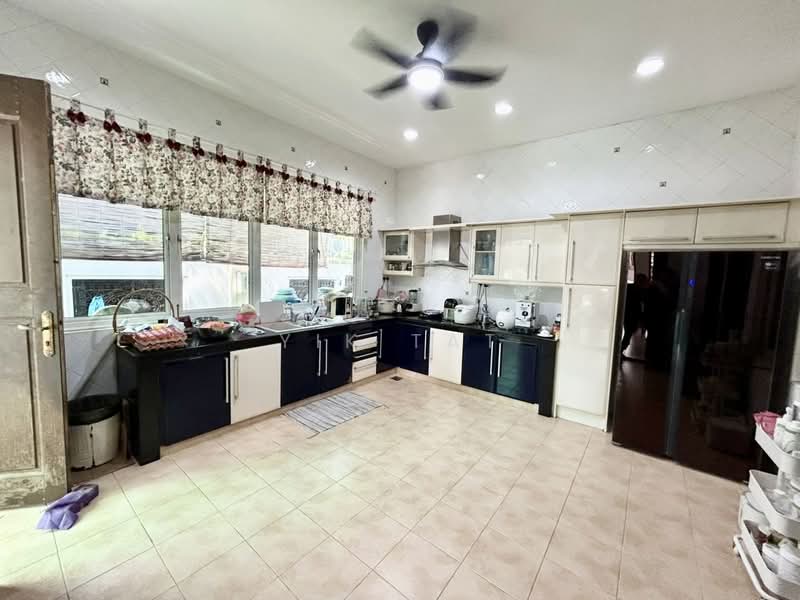 Rumah Banglo untuk Dijual di Taman Stulang Laut (Johor Bahru) - Yik Tat - PropertyGuru.com.my
