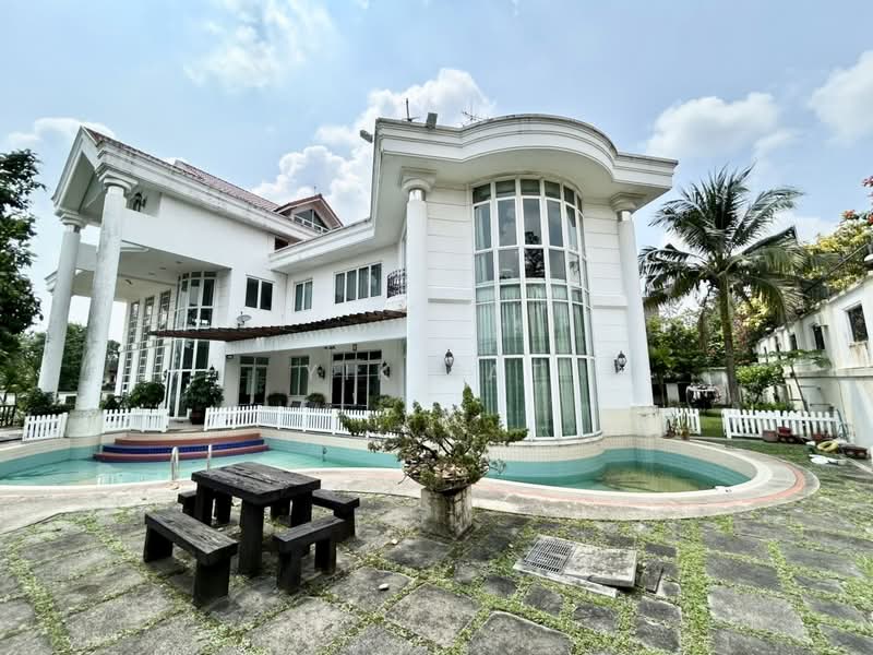 Rumah Banglo untuk Dijual di Taman Stulang Laut (Johor Bahru) - Yik Tat - PropertyGuru.com.my