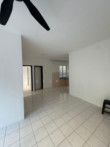 Apartment for Rent at Vista Pinggiran Apartment - Steven Yak - PropertyGuru.com.my